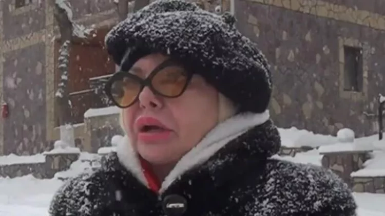 Yol bağlandı: müğənni Bakıya qayıda bilmir - VİDEO