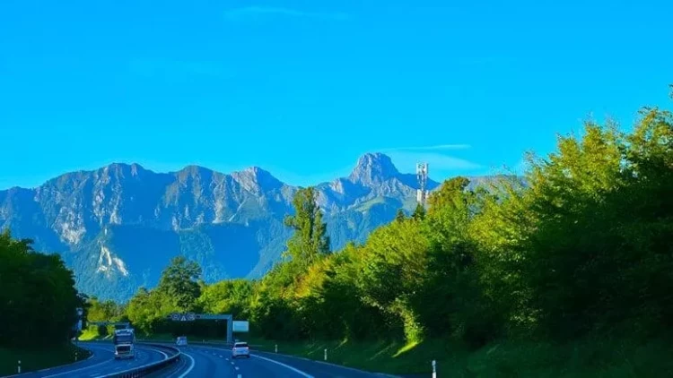 Yaşamaq və işləmək üçün dünyanın ən yaxşı ölkəsi açıqlandı