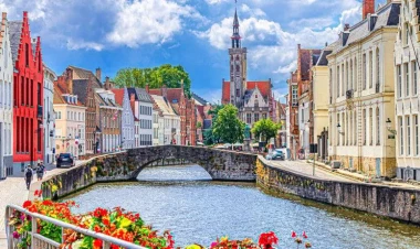 Avropanın ən gözəl şəhəri seçildi: Gedən bir də getmək istəyir