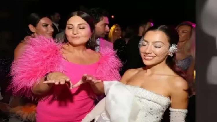 Sibel Candan gəlininə 2 milyon dollarlıq hədiyyə - FOTO