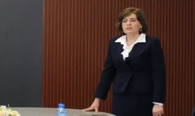 İcra başçısı xanım müavinini vəzifəsindən azad edib? - RƏSMİ