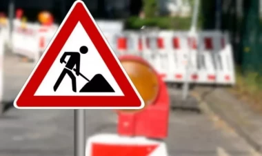 Təmir olundu, amma uzun çəkmədi - Binəqədidə yol yenidən dağıldı