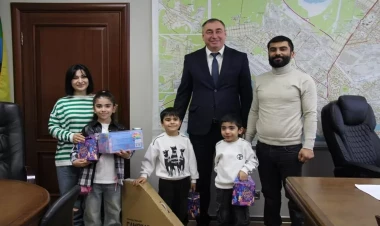 Rusiyada azərbaycanlı ailəyə hədiyyə verilməsi qalmaqala səbəb oldu - FOTO