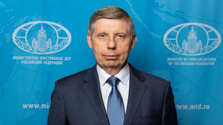 “Cənab səfir, bizə cavab verin”