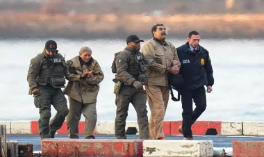 ABŞ əməliyyatı zamanı Maduro və arvadı xəsarət alıb - FOTO