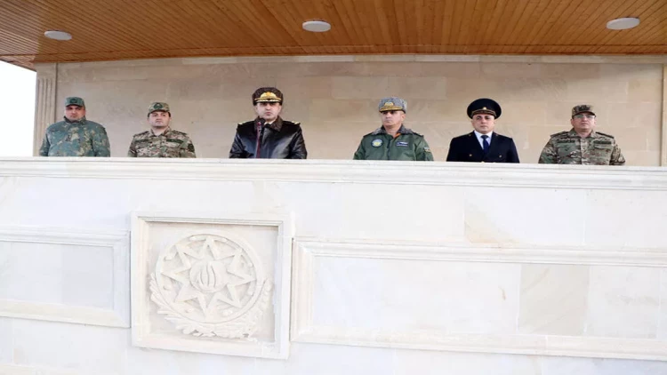 HHQ komandanı və Hərbi prokuror hərbi hissələrdə olublar - FOTO