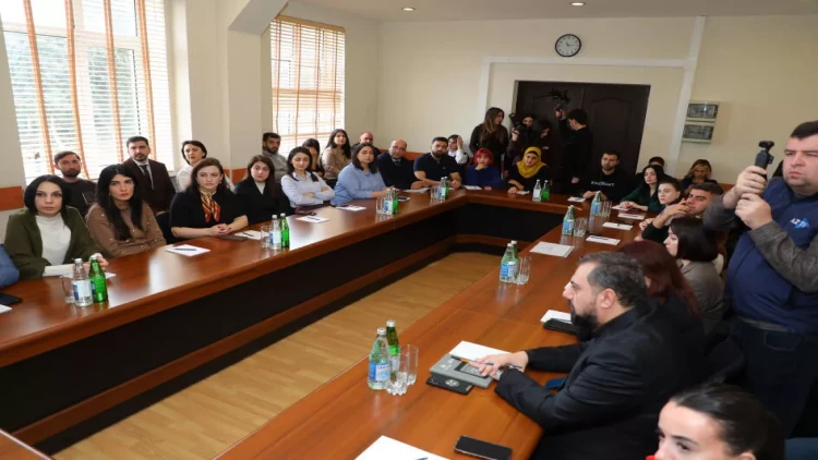 Teleradio Akademiyasında “Mediada Azərbaycan dili” mövzusunda təlimlər başlanıb - FOTO