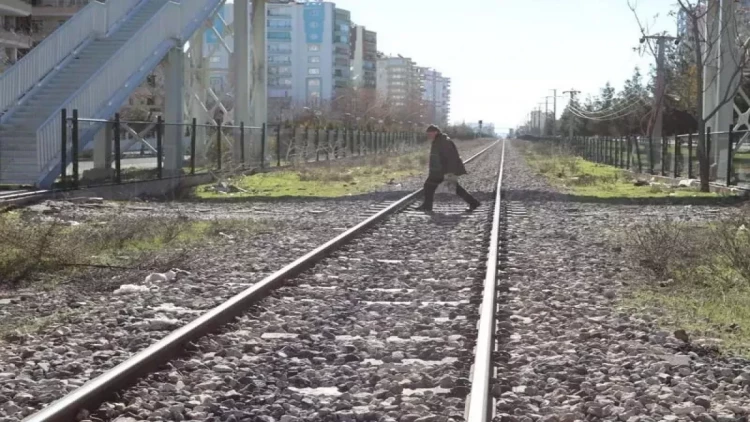 Xaçmazda 59 yaşlı kişini qatar vurub, xəstəxanada ölüb