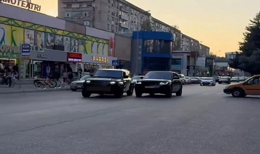 “450 manat ver, ürəyin istəyən kimi avtoxuliqanlıq et” - “Rent a car”ın reklamı - VİDEO