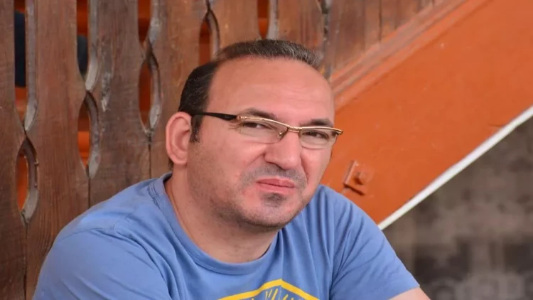 Jurnalist Kamil Həmzəoğluya ağır itki