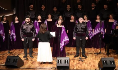 Üzeyir Hacıbəylinin anadan olmasının 140 illiyi münasibətilə poçt markası dövriyyəyə buraxılıb - FOTO