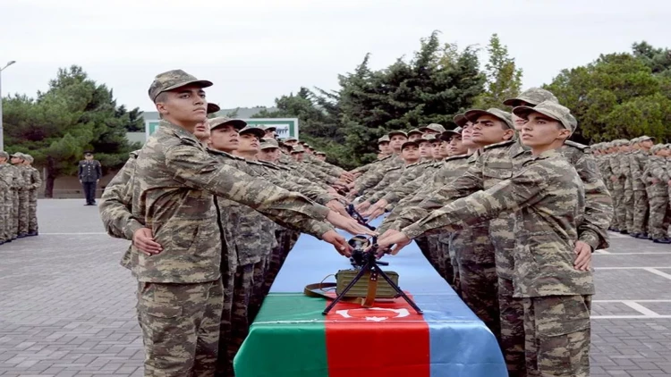 İşçi hərbi xidmətə çağırılanda ona ödənilən müavinətin miqdarı artırılıb