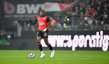 “Çelsi” gənc fransız müdafiəçini transfer radarına saldı