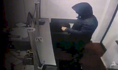 Bakıda lombarda silahlı basqın edildi