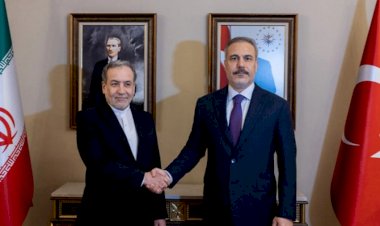 İran və Türkiyə XİN başçıları arasında telefon danışığı olub