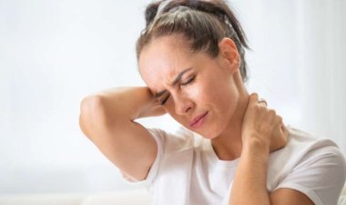 Niyə ağrıyan yerə toxunanda ağrı azalır? - MARAQLI SƏBƏB