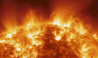 Günəşdə güclü alışma baş verib