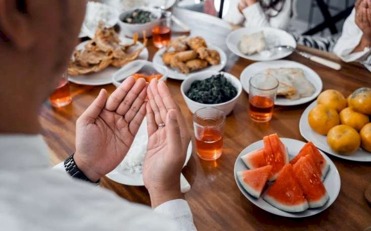 Ağız suyu orucu poza bilər? - AÇIQLAMA