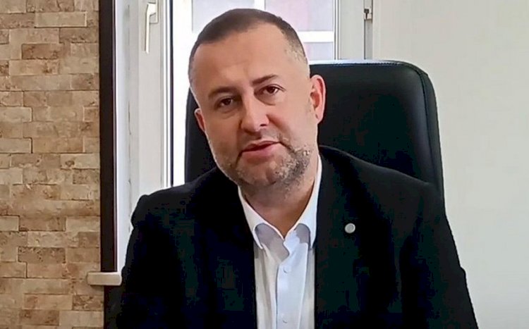 Türkiyənin hakim partiyasının rəsmisi yol qəzasında ölüb